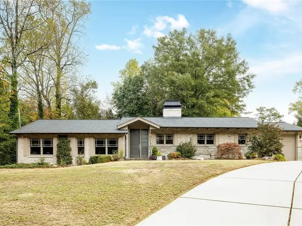 6335 Cherry Tree Ln, Sandy Springs, GA 30328