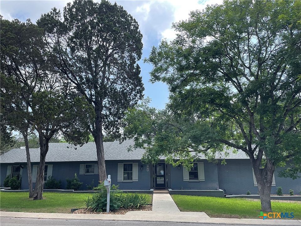 1st image of 794 Timber Dr