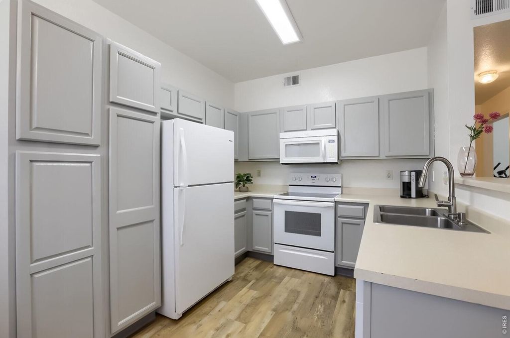 3002 W Elizabeth St #7D