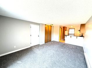 12434 Ambaum Blvd SW APT C214, Seattle, WA 98146