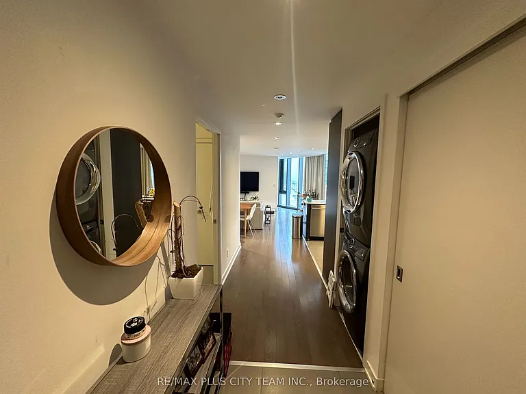 1 Market St #709 — Photo 13