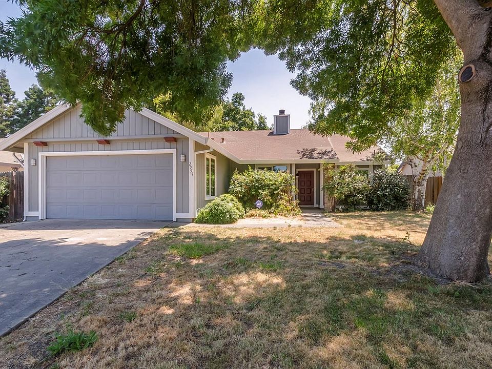 2nd image of 2957 Mareca Way