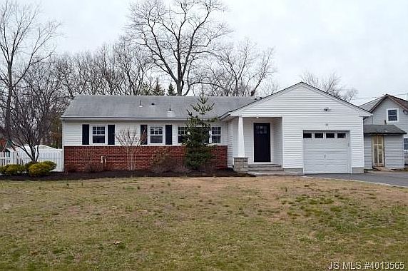 1st image of 33 Almond Dr
