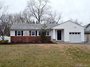 33 Almond Dr, Toms River, NJ 08753