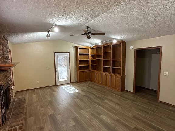 5th image of 1200 Town And Country Ln #1218