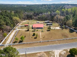 120 Farley Rd, Cameron, NC 28326