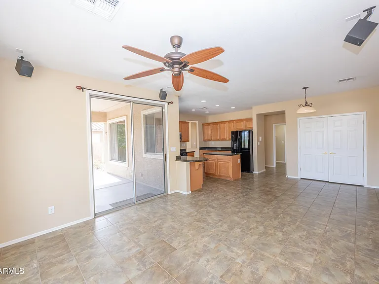 2023 W Shackleton Dr — Photo 17