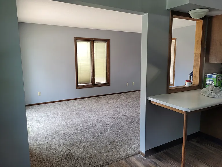201-203 Southridge Cir — Photo 7