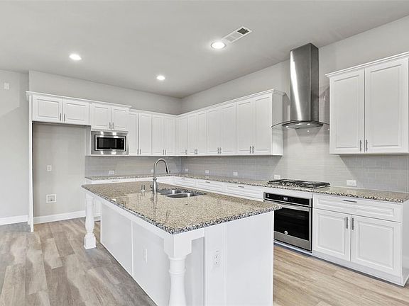 5th image of 1657 Coventry Ct