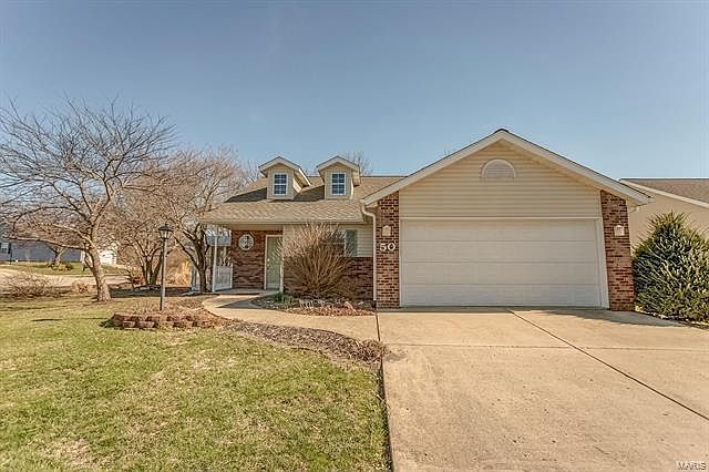 1st image of 50 Jennifer Dr