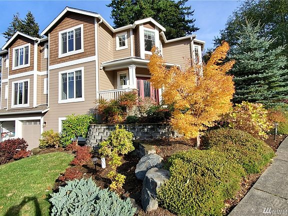 4th image of 17907 38th Ave W
