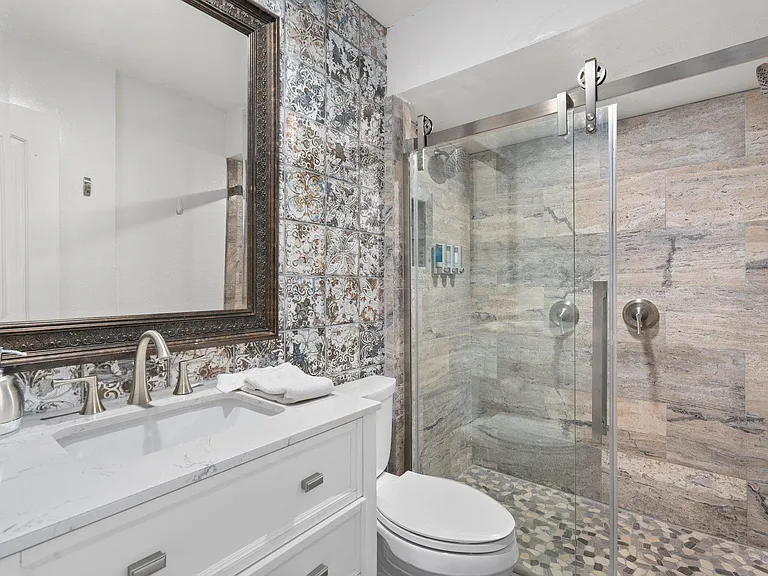 8356 E Avalon Dr — Photo 14