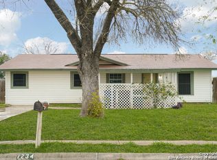 7234 Apple Valley Dr, San Antonio, TX 78242