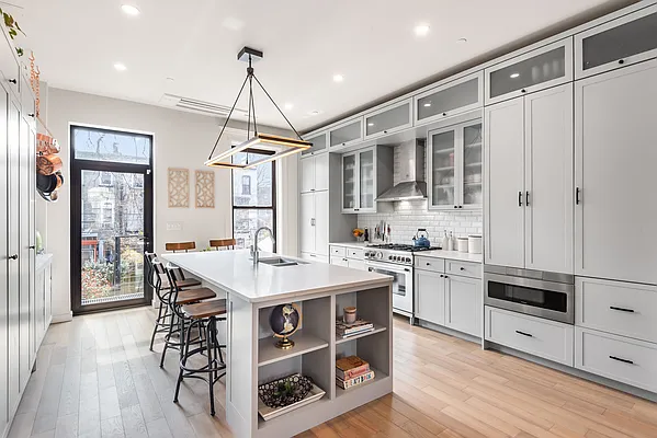 Sold by Corcoran | media 2