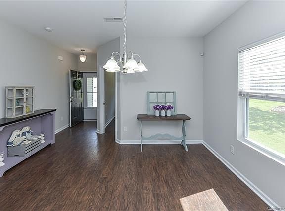 4th image of 2300 Lake Vista Dr