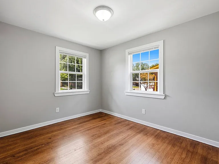 1262 S White Station Rd — Photo 21