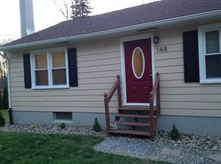 148 Clamsteam Rd, Halfmoon, NY 12065