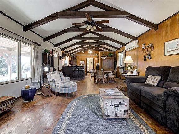 2nd image of 551 Venado Valley Rd