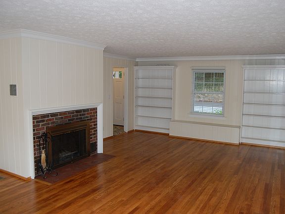 Living Room with Fireplace