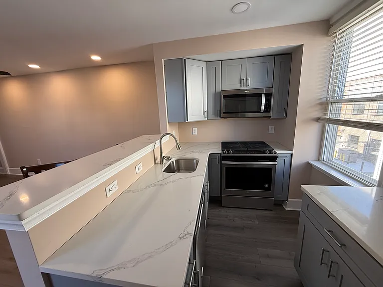 2423 E Allegheny Ave #3 — Photo 2