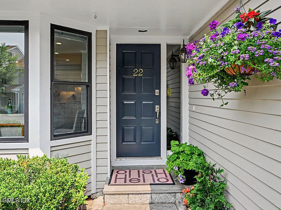 1st image of 40 Ettl Ln #22