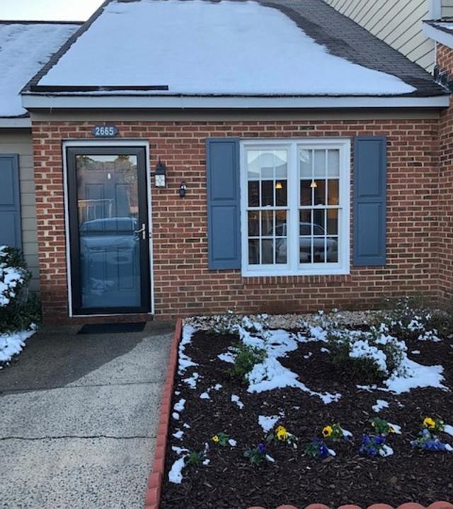 1st image of 2665 Hitchcock Dr