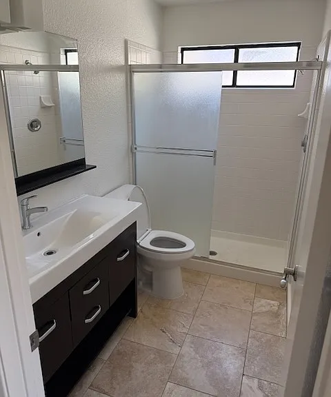 Full downstairs bathroom (ground floor)
