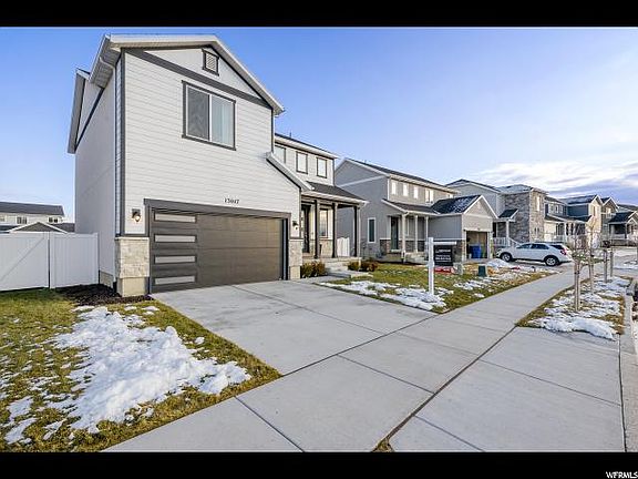 3rd image of 13047 S Summerdale Dr