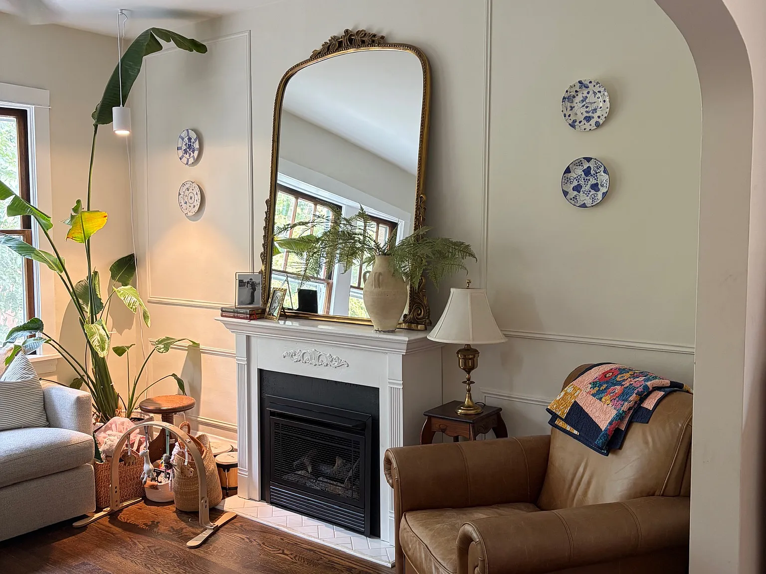 3 bed, 1025 sqft, $2,600 — Photo 4