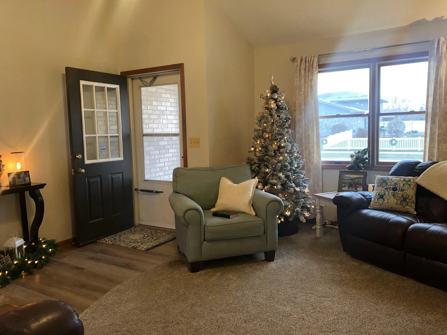 2 bed, $1,950 — Photo 3