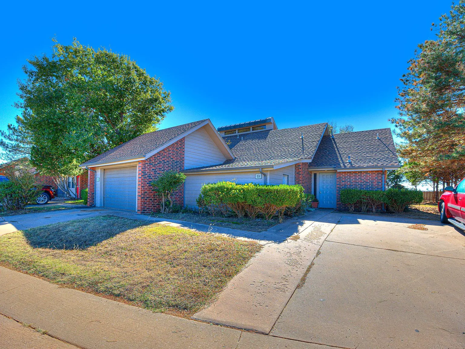 Sunridge Estates Townhomes — Photo 2