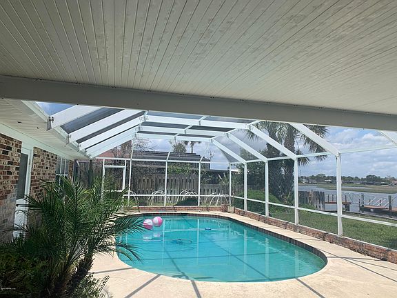 2nd image of 14823 Plumosa Dr