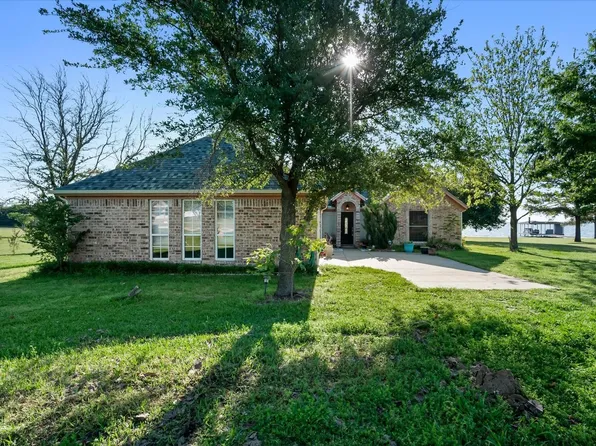 1514 Carter Dr, Corsicana, TX 75109