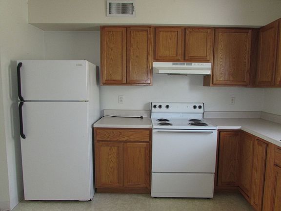 5th image of 104 Viren Ln APT 2