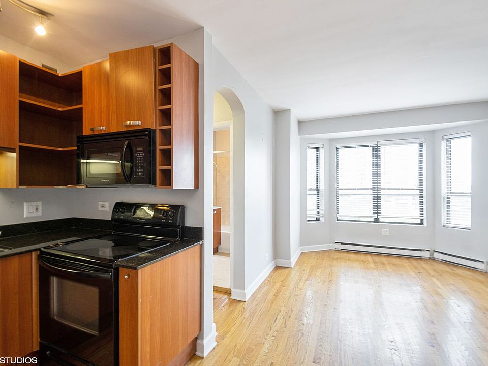 732 BITTERSWEET PLACE Apartment Rentals Chicago, IL Zillow