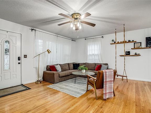 5th image of 6511 E 113th St
