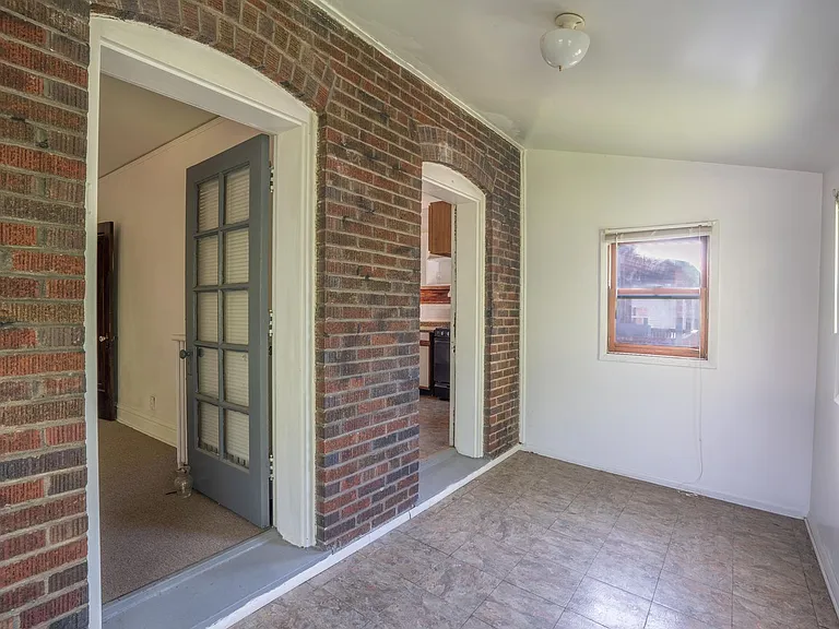 4641 Penrose St — Photo 16