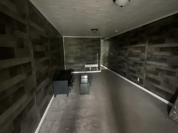 213 Orchard St #101, Sharon, PA 16146