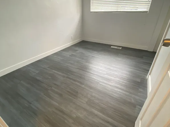 105 N Green Dr, Layton, UT 84041