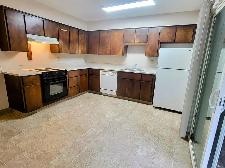 3110 NE 7th Ct #3110 — Photo 2