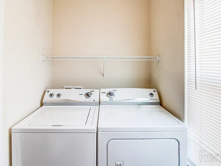 Knob Ridge Apartments — Photo 24
