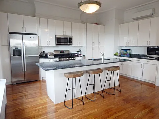 Rented by Rachel Realty | media 27