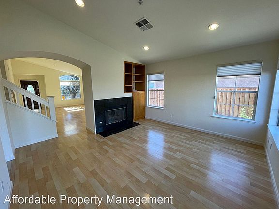 5th image of 1820 Mirabella Dr