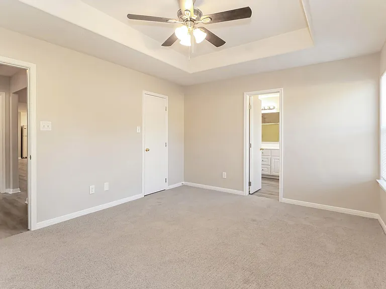 16360 Hidden River Ct — Photo 9