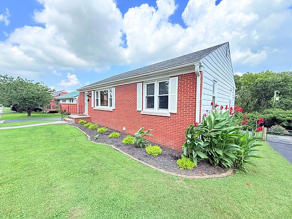 2nd image of 320 Creekview Dr