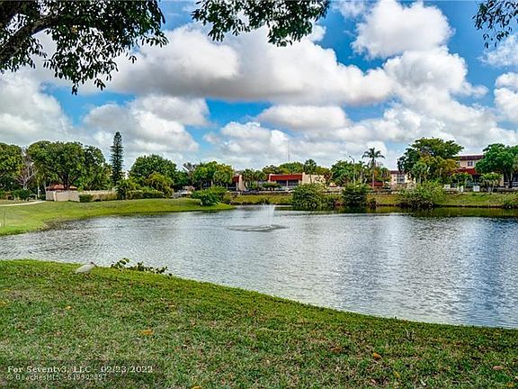 4th image of 6200 S Falls Circle Dr APT 412