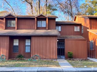 5745 SW 10th Pl, Gainesville, FL 32607
