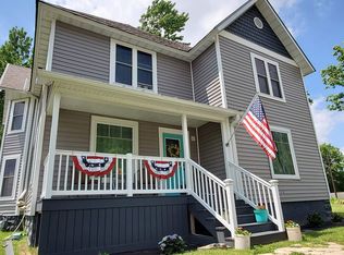 230 Palmer Ave, Colon, MI 49040