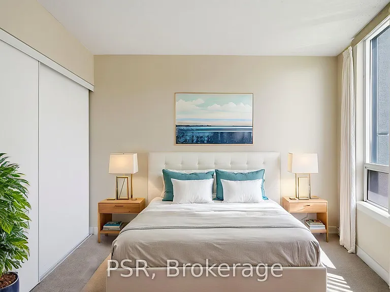 5740 Yonge St #210 — Photo 7
