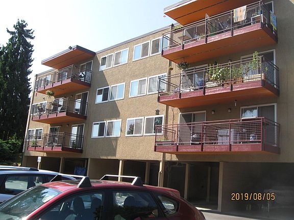 2nd image of 2717 76th Ave SE APT 101